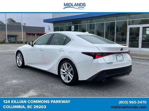 Used 2024 Lexus IS 300 w/ Comfort Package RWD image 4