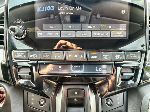 Used 2020 Honda Odyssey EX image 18