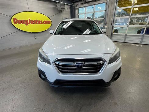 Used 2018 Subaru Outback 2.5i Premium image 8