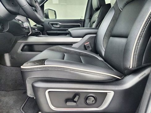New 2026 RAM 1500 Laramie w/ Night Edition AWD/4WD image 11