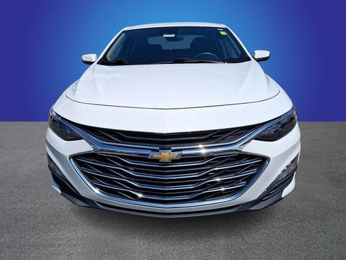 Used 2024 Chevrolet Malibu LT FWD image 2