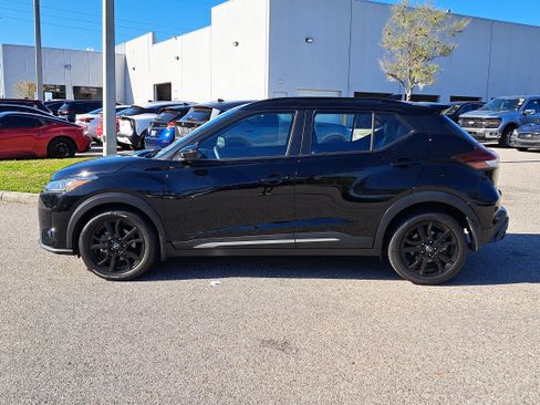 Certified 2024 Nissan Kicks SR w/ SR Premium Package FWD image 9