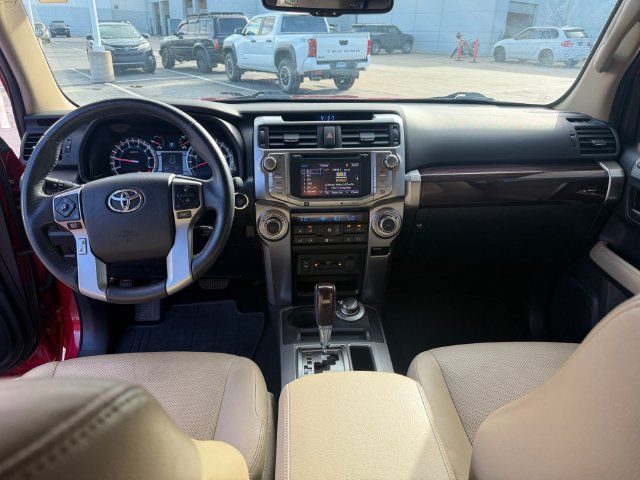 Used 2015 Toyota 4Runner Limited AWD/4WD image 32