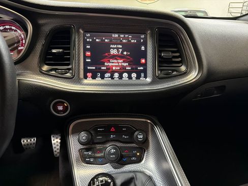 Used 2016 Dodge Challenger SRT Hellcat RWD image 23