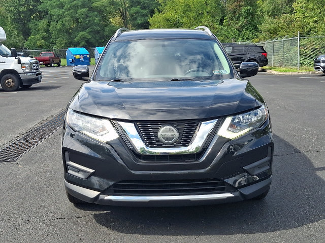 Used 2018 Nissan Rogue SV AWD/4WD image 3