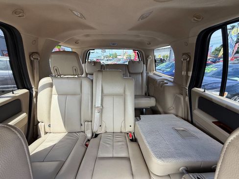 Used 2008 Ford Expedition Eddie Bauer image 17