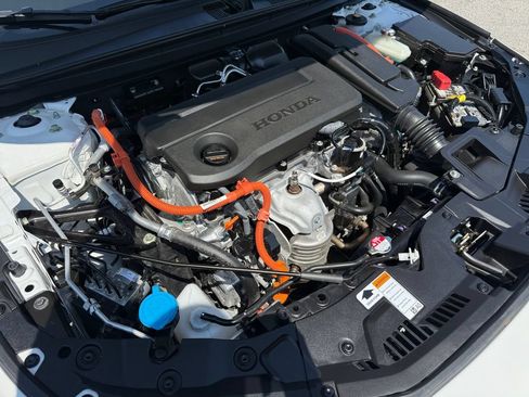 Used 2025 Honda Accord Sport image 29
