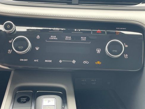 New 2026 INFINITI QX60 Luxe w/ Cargo Package FWD image 13