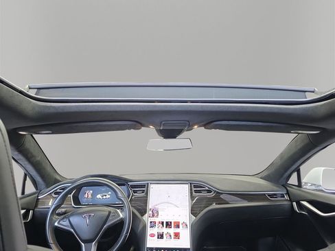 Used 2016 Tesla Model S 90D image 18