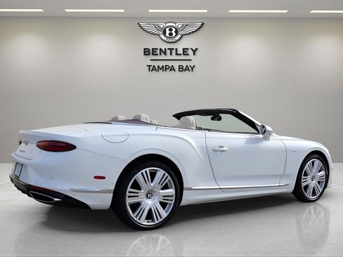 New 2026 Bentley Continental GTC image 9
