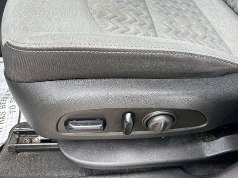 Used 2023 Chevrolet Equinox LS w/ LS Convenience Package FWD image 13