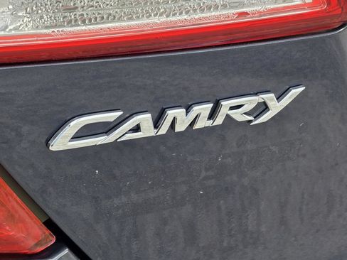 Used 2014 Toyota Camry LE FWD image 24