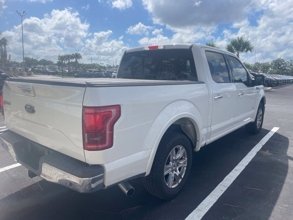 Used 2015 Ford F150 Lariat w/ Equipment Group 502A Luxury RWD image 4