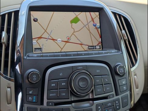 Used 2013 Buick LaCrosse Premium w/ Entertainment Package FWD image 15