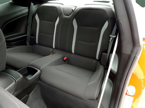 Used 2020 Chevrolet Camaro LT w/ RS Package image 31