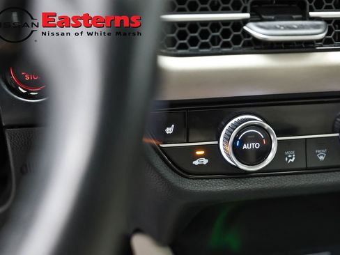 Used 2024 Honda HR-V EX-L image 19