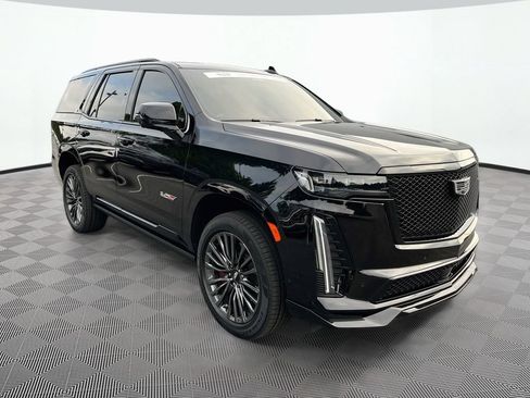 Certified 2024 Cadillac Escalade V AWD/4WD image 3