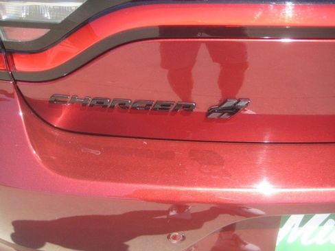 Used 2021 Dodge Charger SXT w/ Blacktop Package AWD/4WD image 7