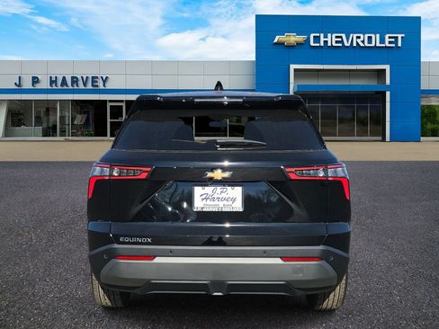 New 2026 Chevrolet Equinox LT image 4