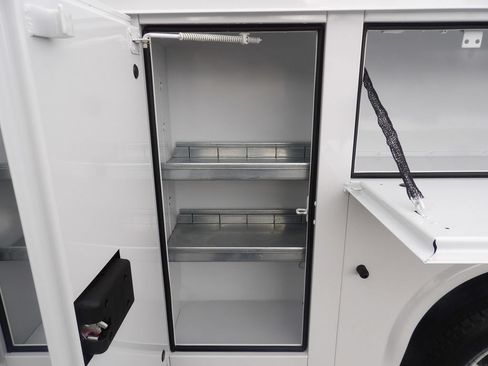 Used 2024 Ford E-350 and Econoline 350 Super Duty w/ Driver's Safety Package RWD image 40