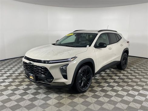 New 2026 Chevrolet Trax ACTIV w/ Driver Confidence Package image 1