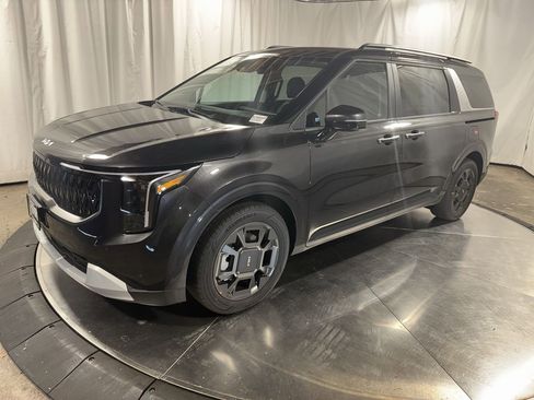 New 2026 Kia Carnival EX image 1