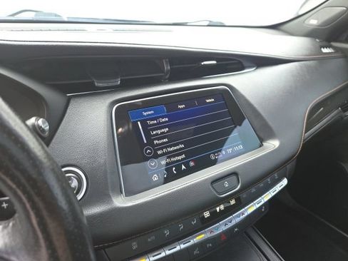 Used 2023 Cadillac XT4 Sport w/ Sun And Sound Package AWD/4WD image 8