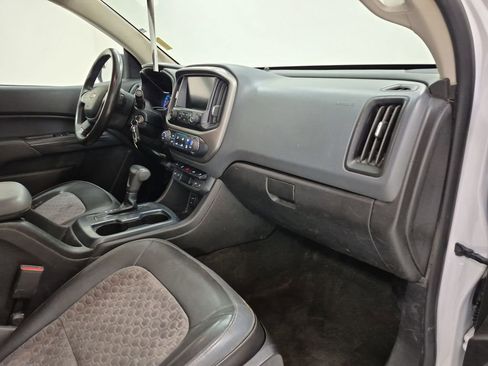 Used 2016 Chevrolet Colorado Z71 image 30