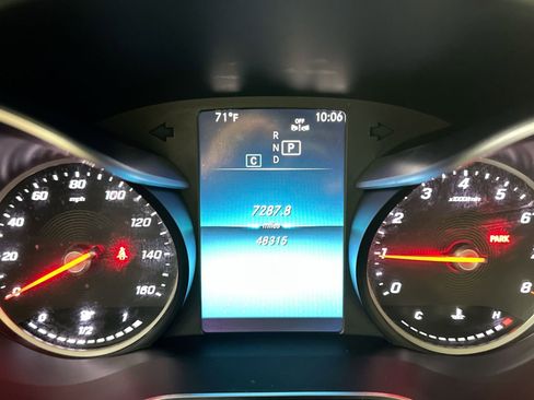 Used 2021 Mercedes-Benz GLC 300 4MATIC w/ Multimedia Package image 23