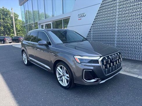 Certified 2025 Audi Q7 3.0T Premium Plus w/ Premium Plus Package AWD/4WD image 1
