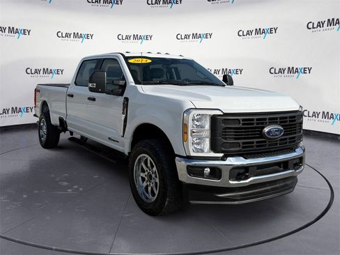 Used 2024 Ford F350 XL w/ XL Chrome Package image 7