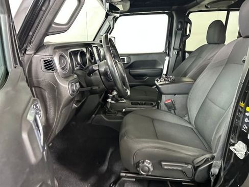 Used 2021 Jeep Wrangler Unlimited Sport image 11