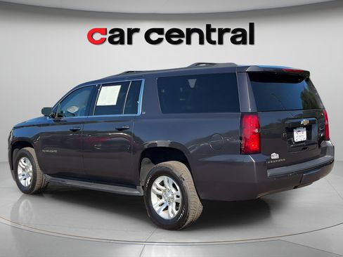 Used 2017 Chevrolet Suburban LT AWD/4WD image 3