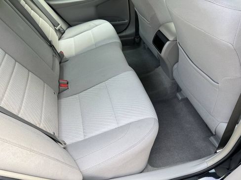 Used 2017 Toyota Camry LE w/ Moonroof Package FWD image 13