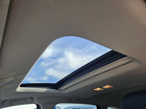 Used 2023 MAZDA CX-9 Touring image 14