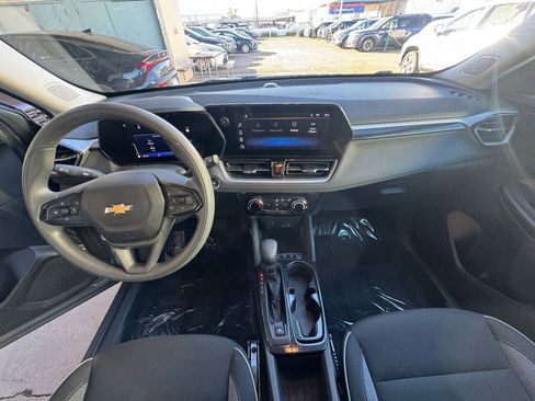 Used 2025 Chevrolet TrailBlazer LT image 31