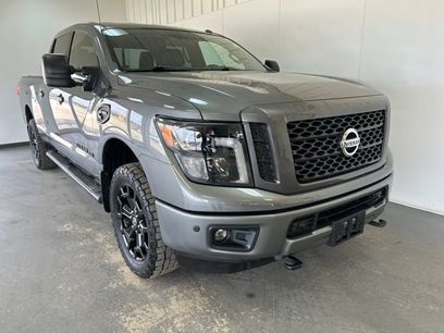 Used 2018 Nissan Titan SL w/ Midnight Edition