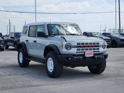 New 2026 Ford Bronco Heritage Edition AWD/4WD image 2