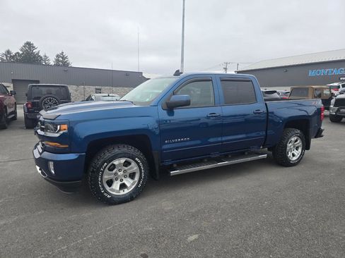 Used 2018 Chevrolet Silverado 1500 LT w/ All Star Edition image 3