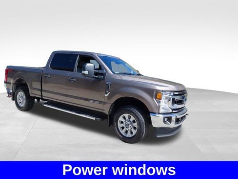 Used 2021 Ford F250 XLT w/ XLT Value Package AWD/4WD image 9