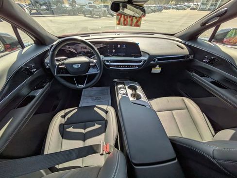 New 2026 Cadillac Lyriq Sport image 30