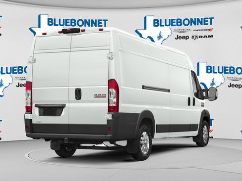 Used 2017 RAM ProMaster 3500 w/ Premium Appearance Group FWD image 2