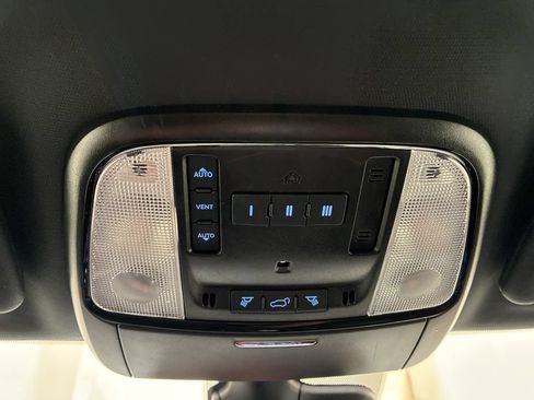 Used 2024 Dodge Durango GT AWD/4WD image 30