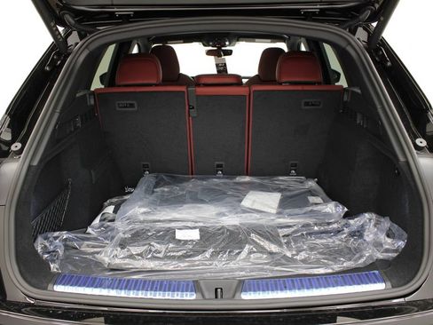 New 2026 Audi SQ5 Prestige AWD/4WD image 30