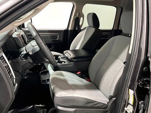 Used 2023 RAM 1500 Classic SLT image 23