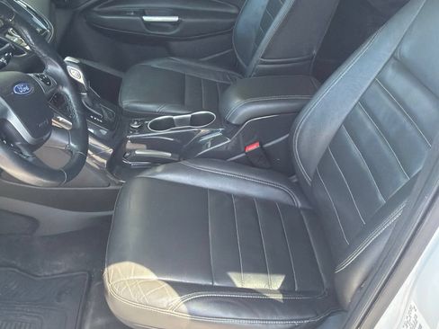 Used 2016 Ford Escape Titanium AWD/4WD image 6
