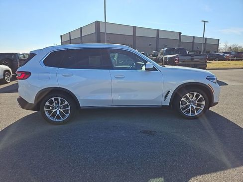 Used 2023 BMW X5 sDrive40i w/ Premium Package image 8