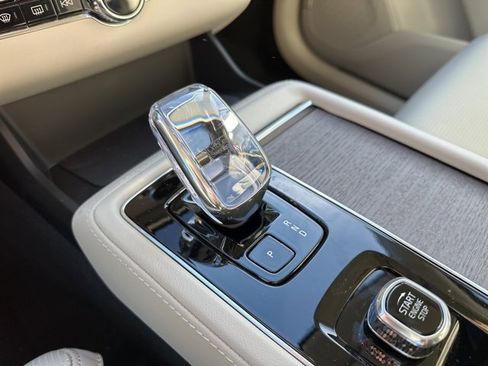 New 2026 Volvo XC90 B6 Ultra image 14