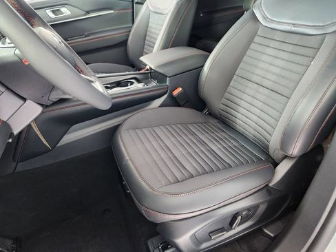 New 2026 Ford Explorer ST-Line AWD/4WD image 12