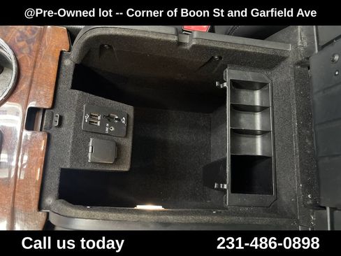 Used 2015 Lincoln Navigator 4WD image 26